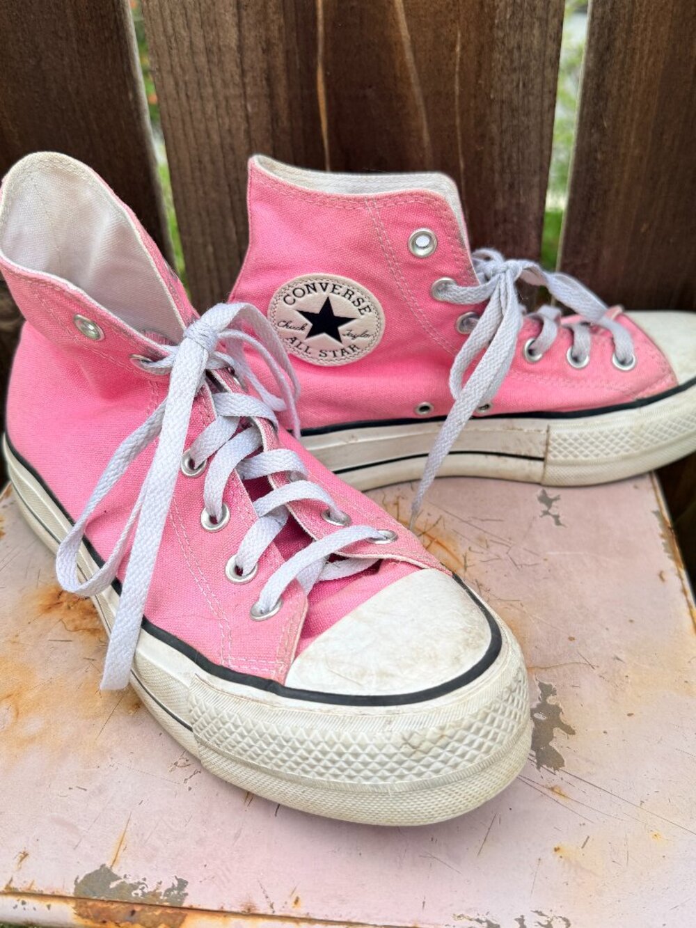 Pink Converse High Top Tennis Shoes Sneakers Chucks Size Womens 7.5